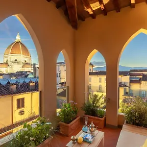 Residenza D'epoca Visacci Valori Rooftop Bed & Breakfast